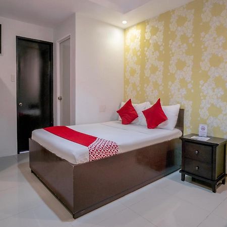 Oyo 697 Obrero Suites Davao City Extérieur photo